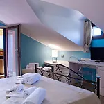 Alojamento de Acomodação e Pequeno-almoço 7cento Ulivi 4*