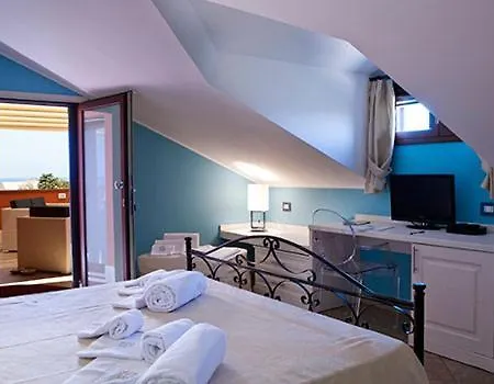 فندق مبيت وإفطار 7cento Ulivi 4*