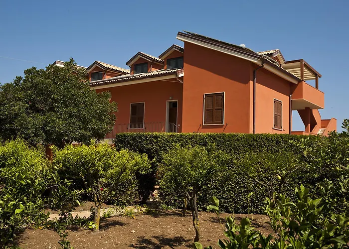 Bed and breakfast 7cento Ulivi 4*